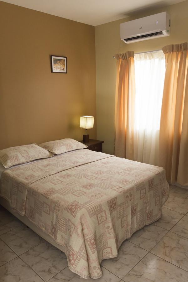 El Suto-Aparthotel San Jose de Chiquitos Bagian luar foto